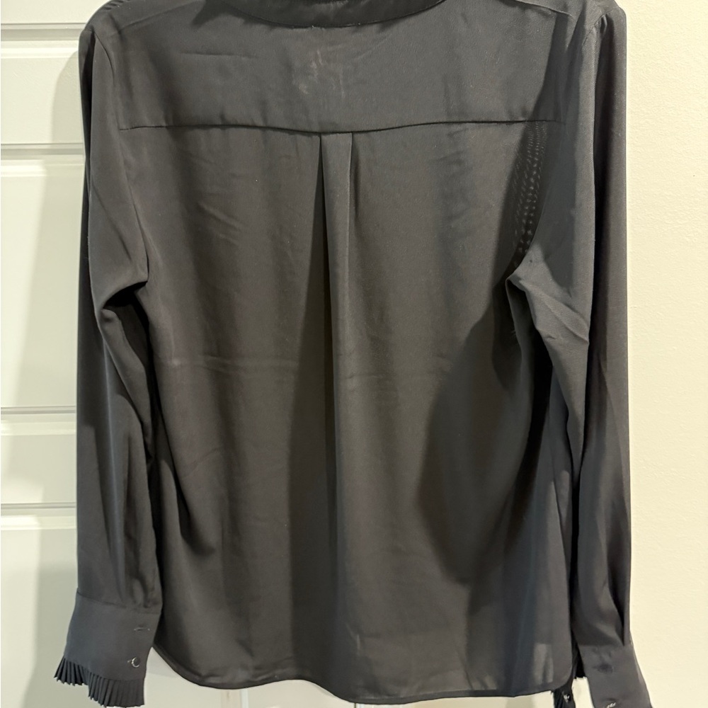 Calvin Klein Black Blouse with Pleated Details Interview Outfit Women Minimalist - Picture 4 of 6